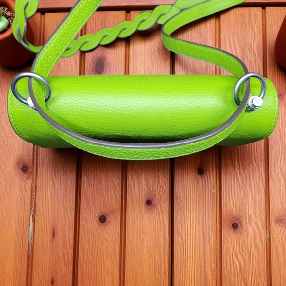 🔥 Tory Burch Small Miller Flap Shoulder Bag in Wheat Grass - Like New - Picture 5 of 12